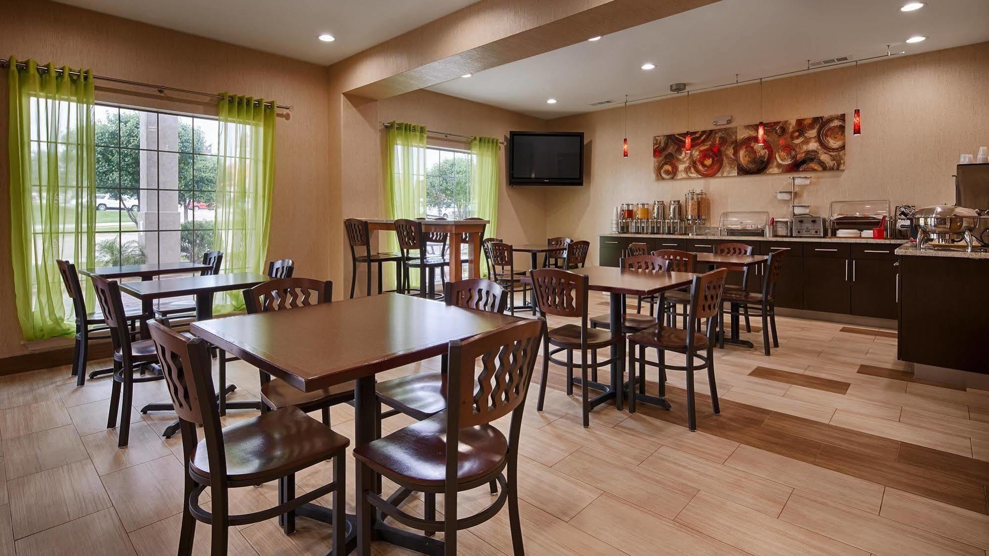 Best Western Plus Lake Worth Exteriör bild